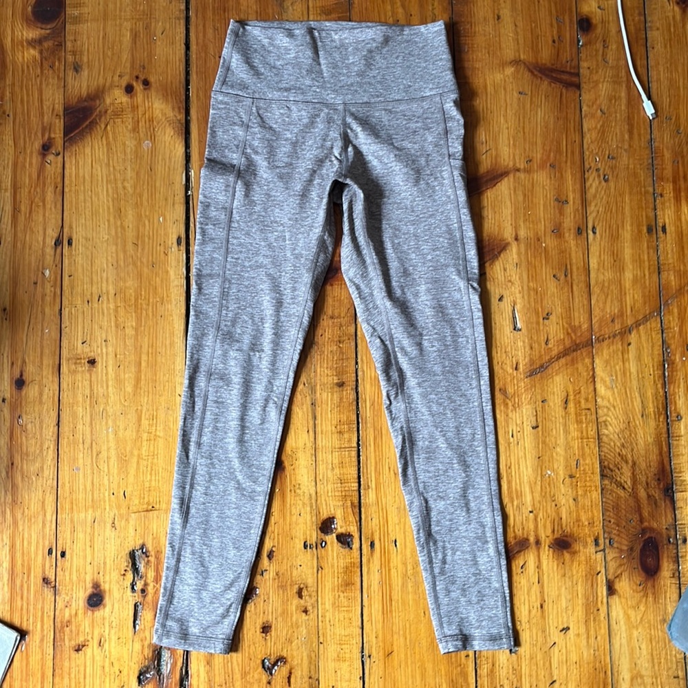 Aerie Offline High Rise Leggings (Color: Pebble)